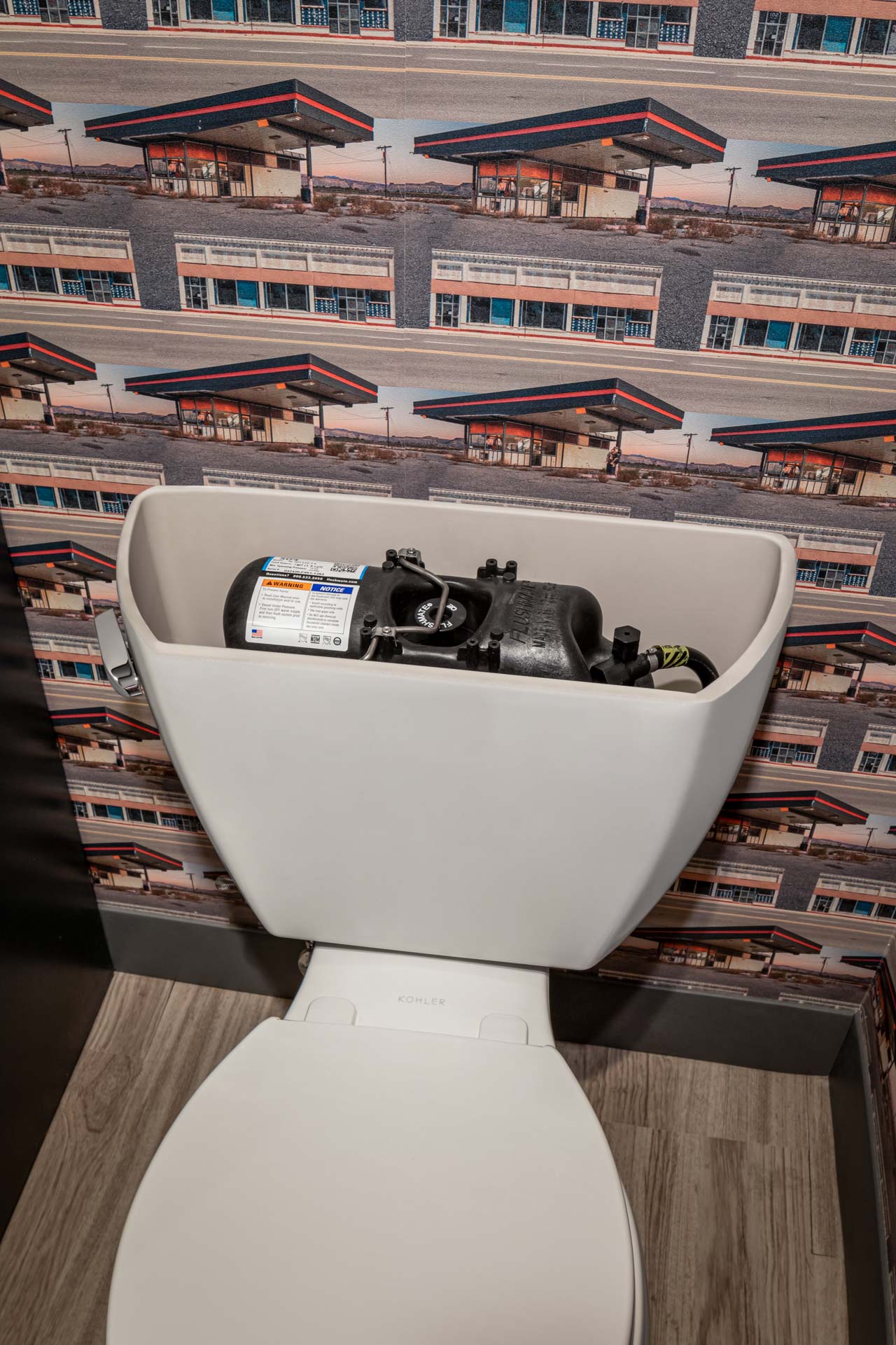 Flushmate®  Luxor® Hotel - A Monument To Plumbing Efficiency